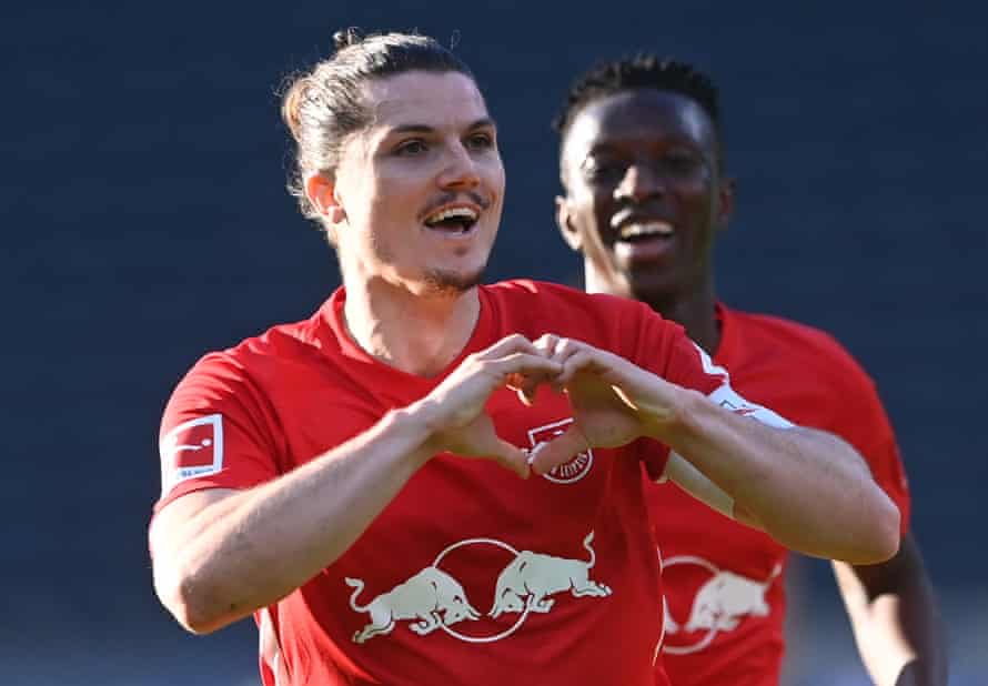 Marcel Sabitzer celebrates after his long-range strike put RB Leipzig ahead.